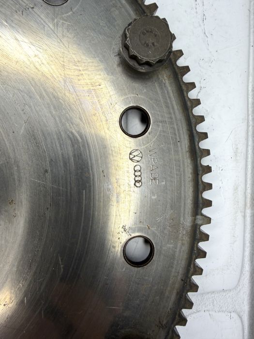 Маховик AUDI 3.0TFSI 06E105323T
