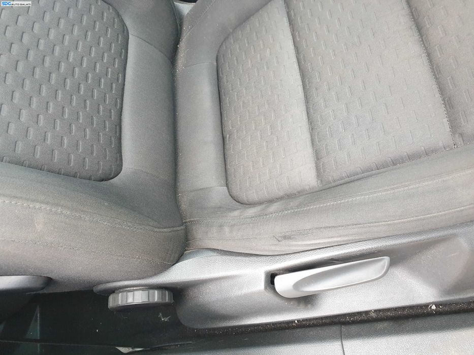 Interior Textil Scaun Scaune Fata Stanga Dreapta FARA Incalzire si Bancheta cu Spatar Volkswagen Tiguan 2007 - 2015 [K1012] [K1013] [K1014] [K1015]