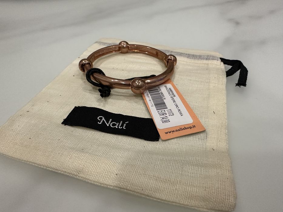 Дамски гривни нови