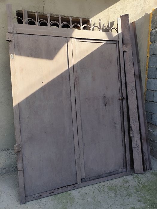 Железные ворота б/у