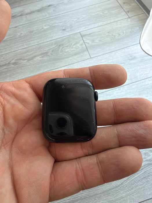 Apple Watch Series 8, 45mm, GPS, 87% battery health, fullbox