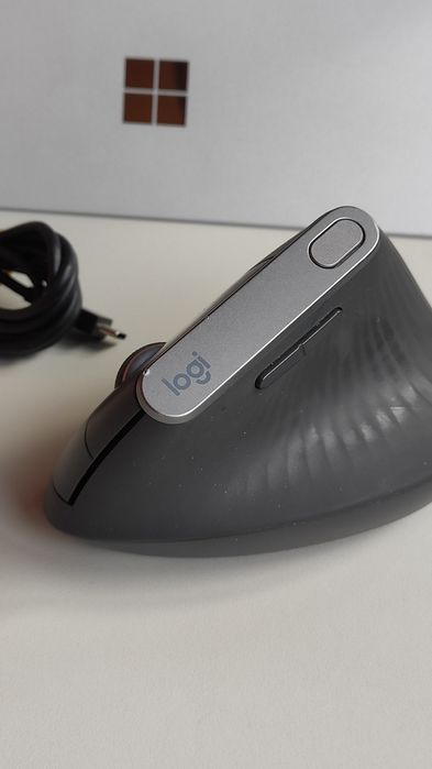 Mouse Logitech MX Vertical Ergonomic + dongle Unify