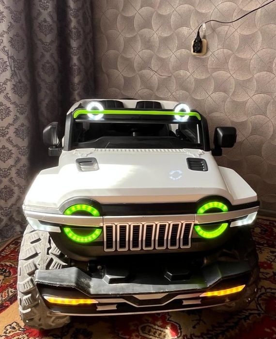 Машина детская продам