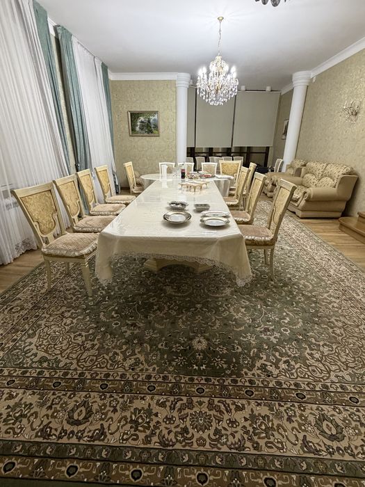 Ковер большой отличного качества