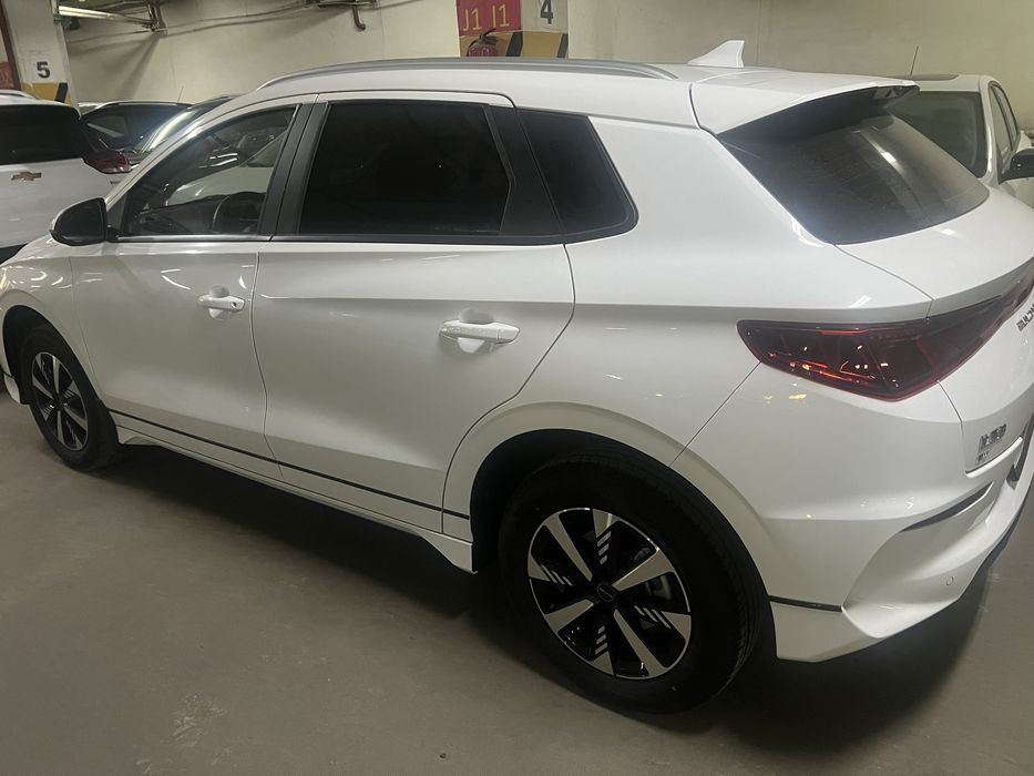 BYD E2 Luxury 2024. Пробег 19300км