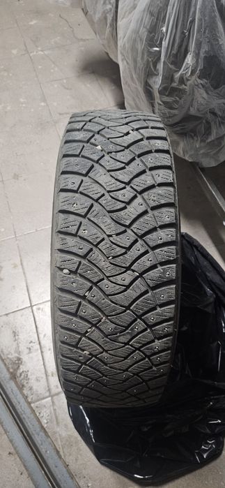 Продам шины зимние