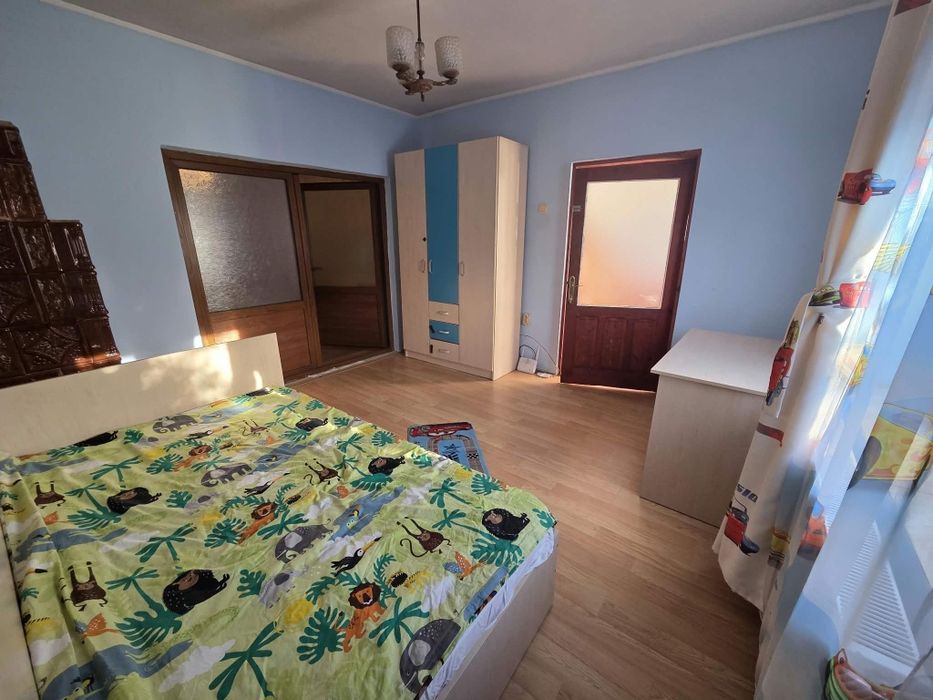 Inchiriez casa in Filipestii de Padure