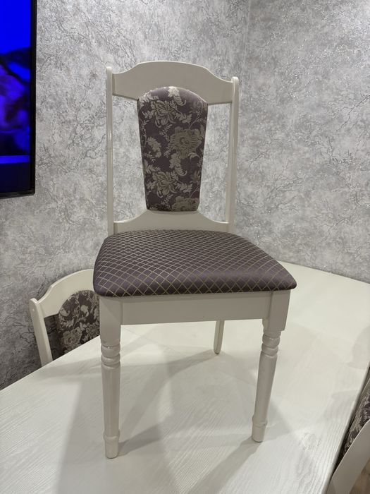 Продам стол со стульями