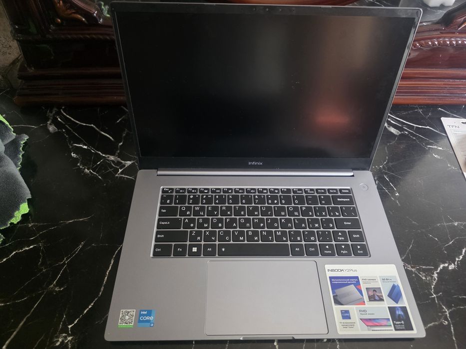 Infinix нотбук.         .
