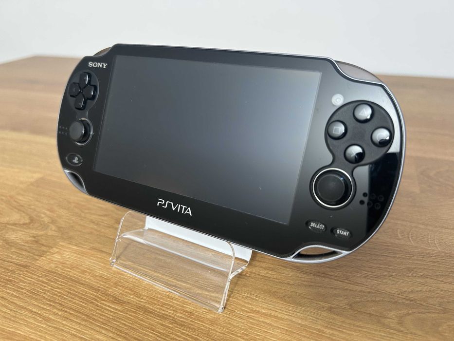 PS Vita OLED Toukiden Limited — stare de NOU, ecran protejat, 128GB