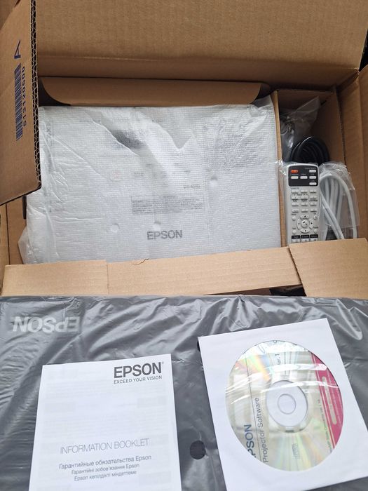 Videoproiector Epson eb-1751 portabil!Nou!Sigilat!