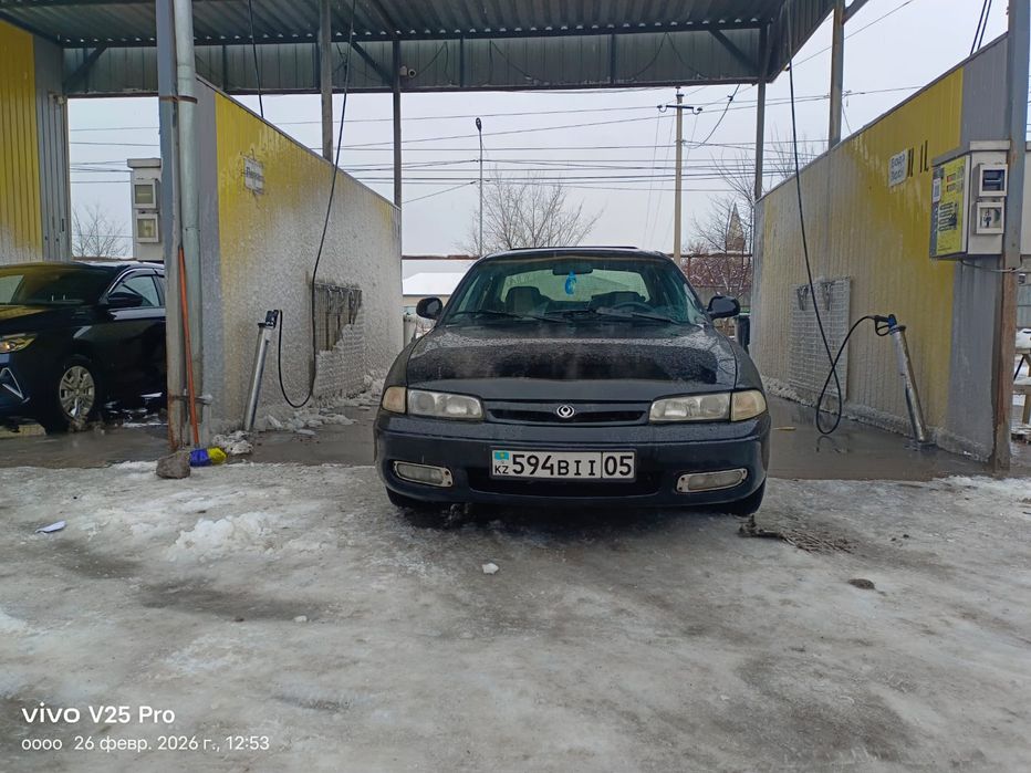 Мазда Кронос 1995 год