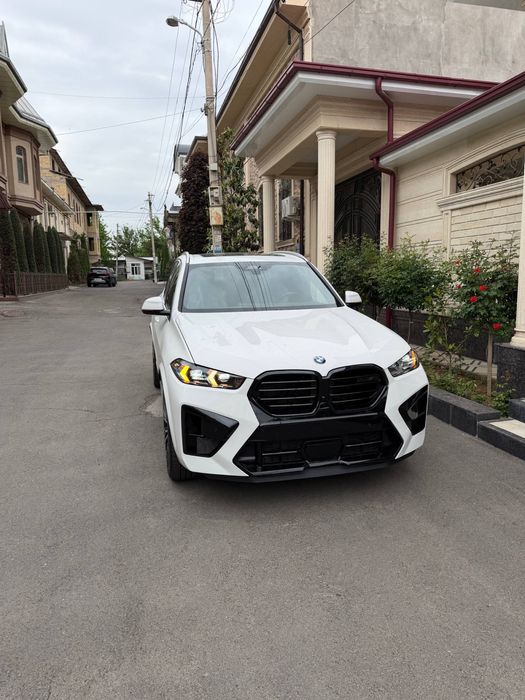BMW X5 2025 белый 6450 km