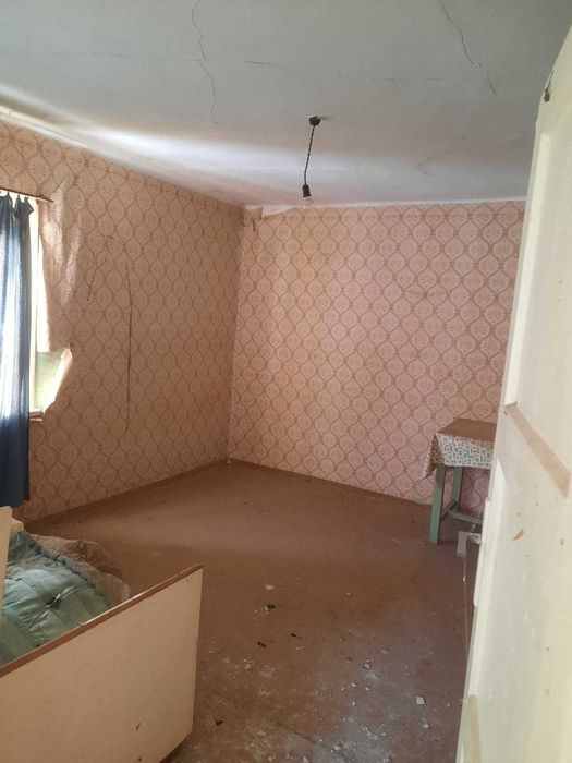 Продава се дворно място със стара къща  с. Неофит Рилски