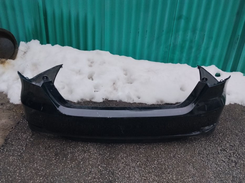 Задний бампер на Toyota Camry 70