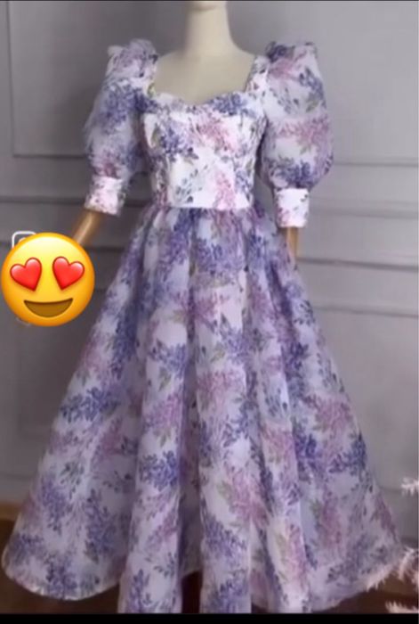 Продам  праздничное платье