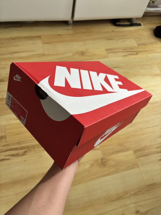 Nike Air Max Dn (Чисто нови.)