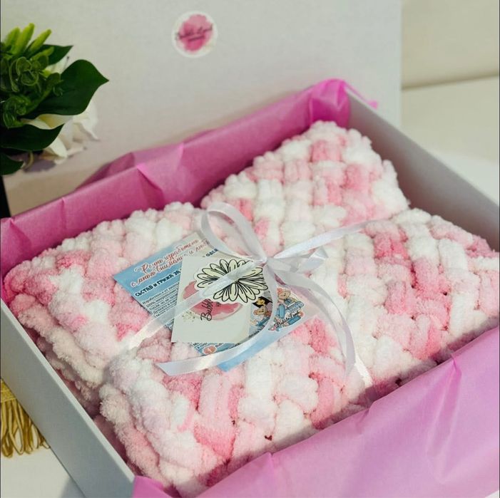 Ръчно плетено бебешко одеяло