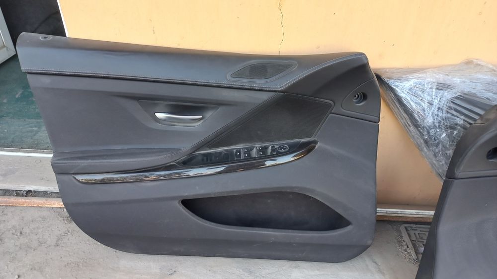 Обшивка от BMW F12 в комплекте