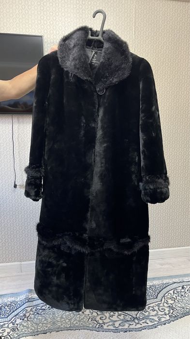 Продам шуба мутоновая