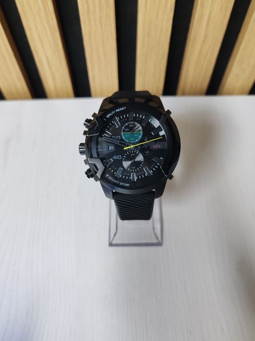 Diesel DZ-4520 Amanet Activ Exigent Cod: 0231