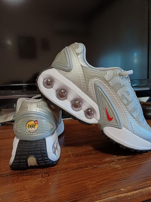 Обувки  Nike Dn or