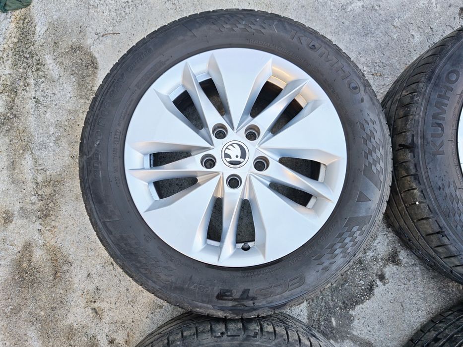 16 цола джанти с гуми от Skoda Octavia 4 Alasia