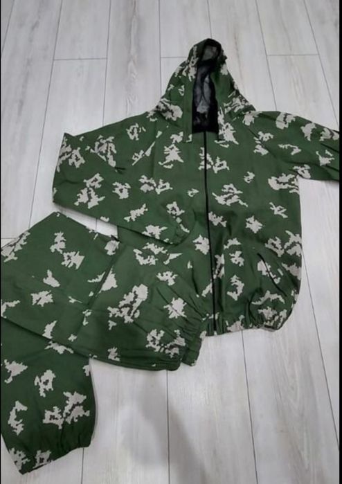 Костюм для активного отдыха