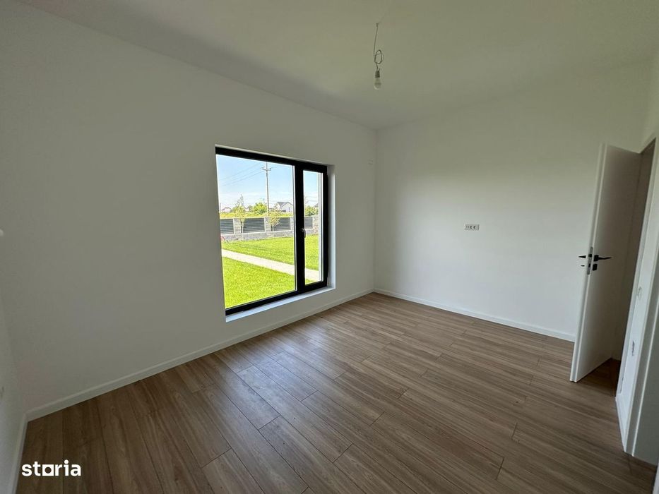 Casa 4 camere: pompa caldura / panouri fotovoltaice / tripan - Teghes