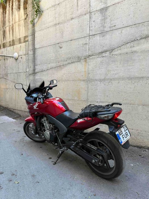 Vand motocicleta Honda CBF 600 + 2 Casti + Geaca moto