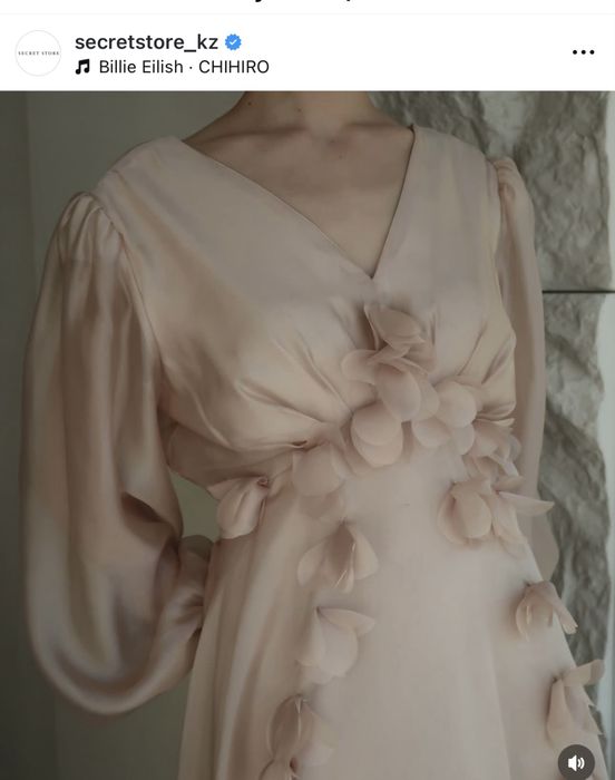 Продаю платье