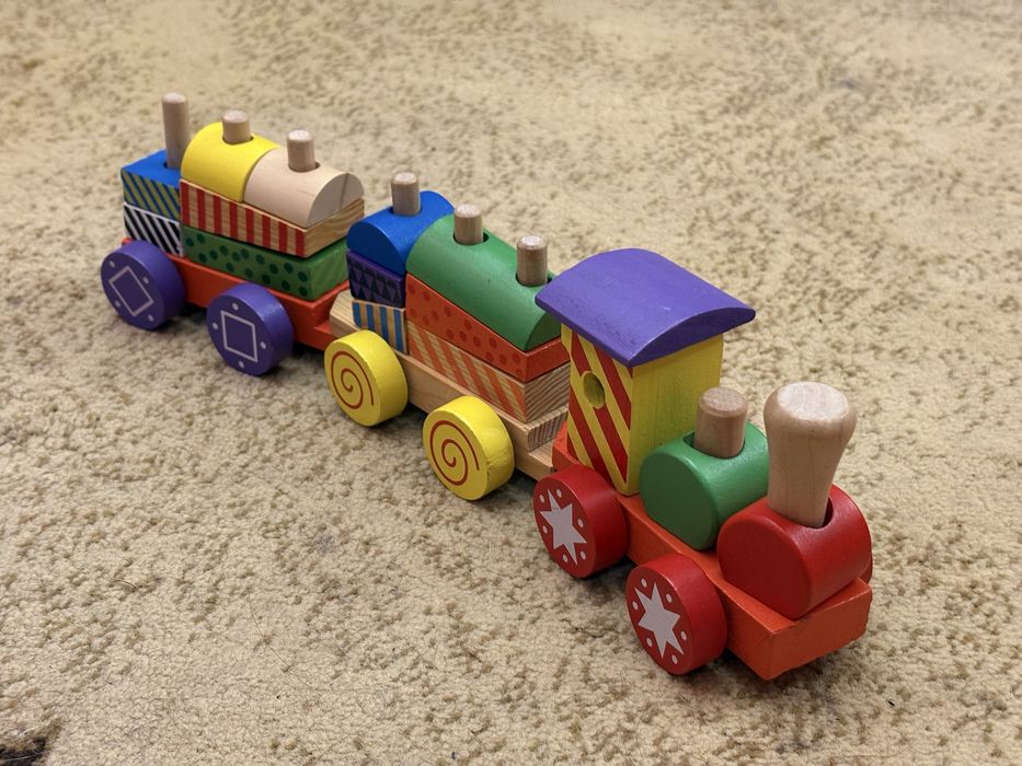 Дървени играчки - влакчета, пъзели