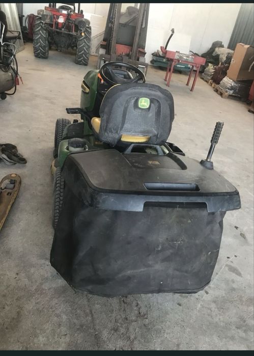 Tractoras Gazon John Deere