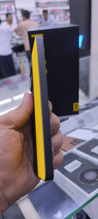 Poco X7 pro 8/256 yellow