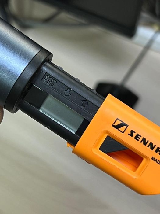 Продам петличный микрофон Sennheiser