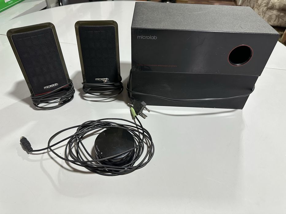 Microlab M-200 (2.1) сабвуфер + 2 колонки