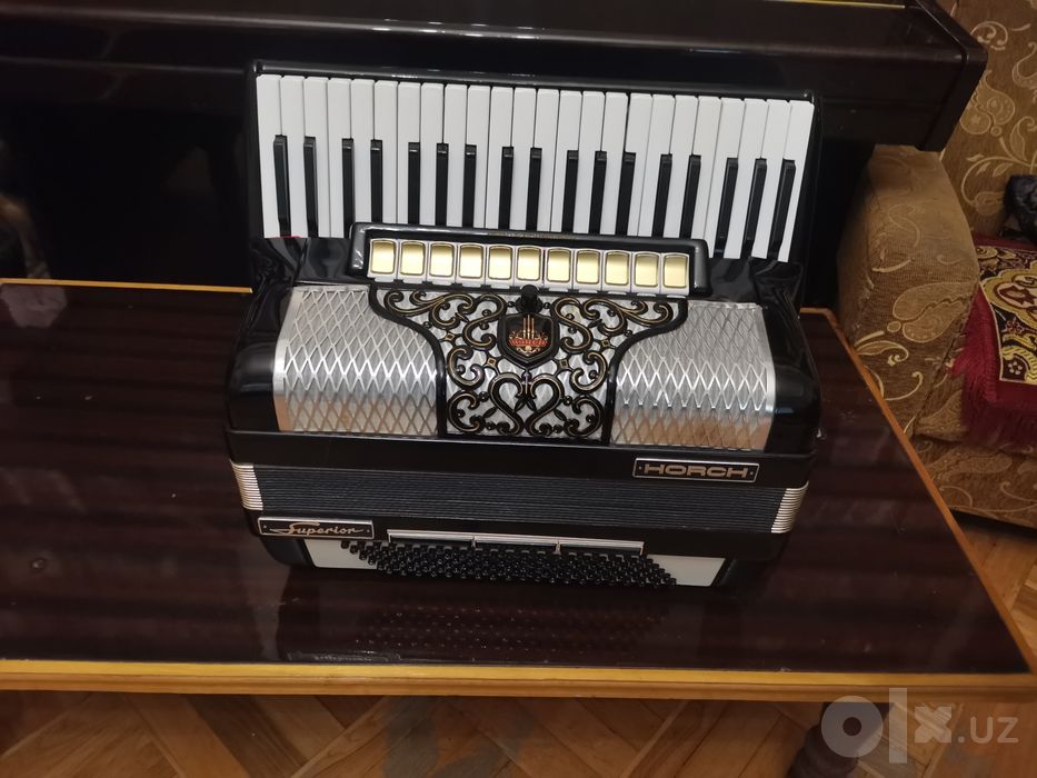 Продается немецкий аккордеон HORCH.