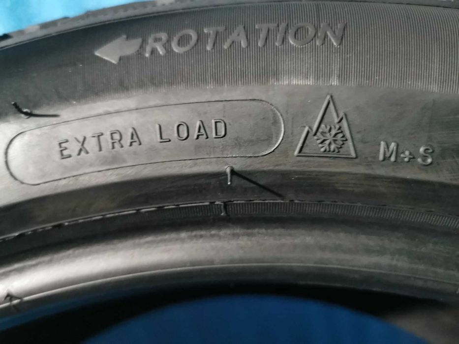 245/45 R19 - michelin m+s 4 bucati