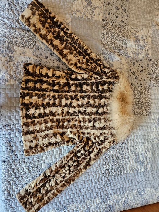 Палто от норка с яка от лисица