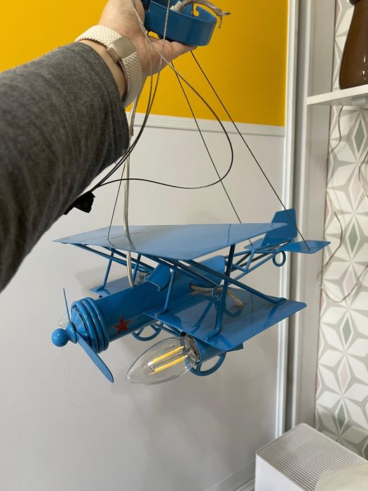 Продам лампу в детскую