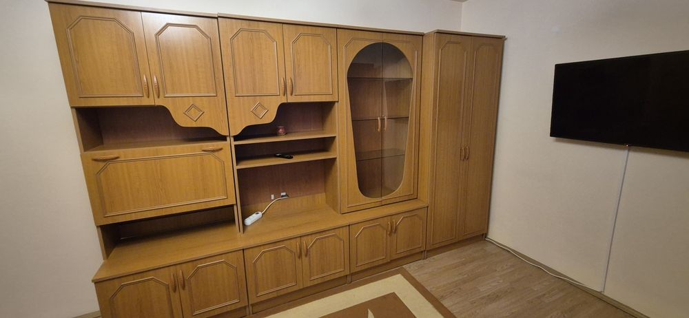 Vand mobilier sufragerie