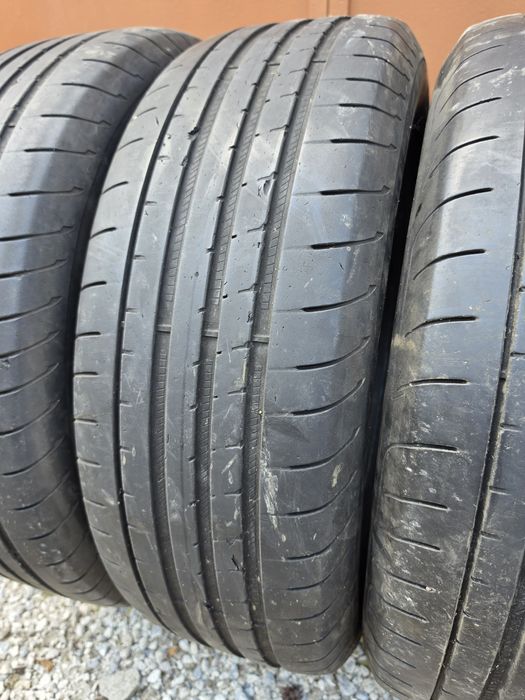 4 бр. летни гуми 235/65/18 GoodYear SUV DOT 2319 4-5 mm