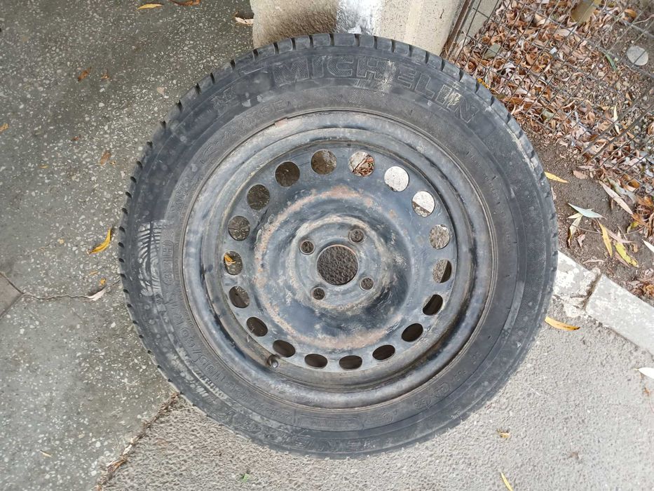 Cauciuc si jantă autoturisme