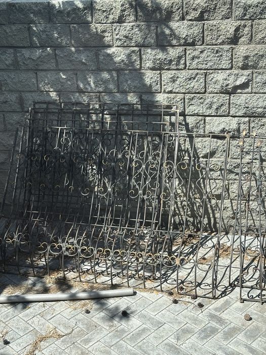 Прдам решетки на окна