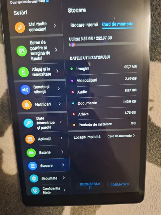 Vand 2 tablete 250lei bucata