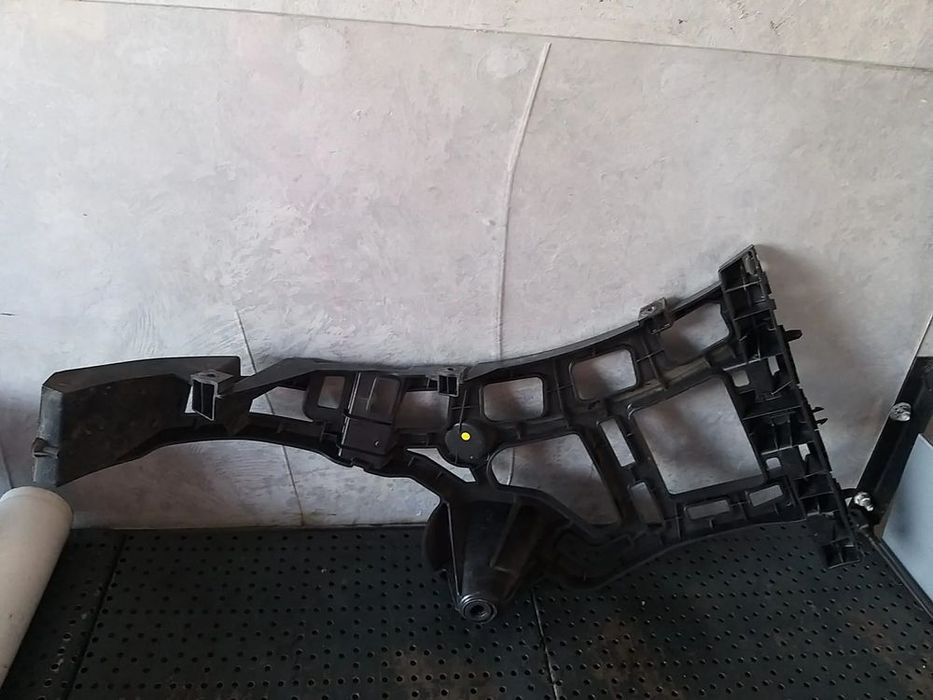 Suport dreapta bara spate citroen c5 aircross 9833399980