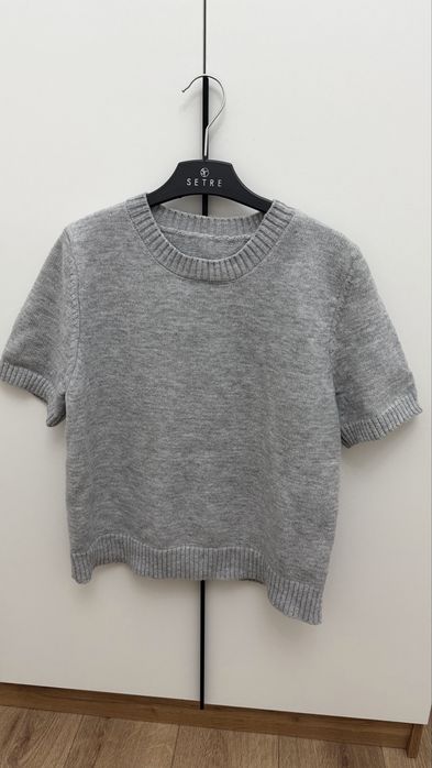 Кофты и футболки новые