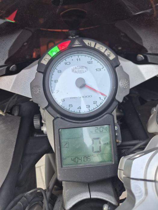 Vând motocicleta DUCATI