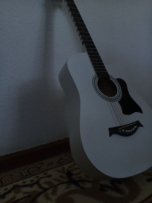 Гитара 6 струнная акустическая