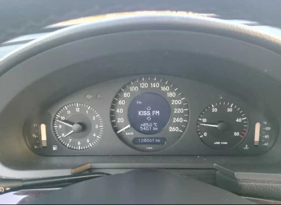 Mercedes E220 Cdi w211